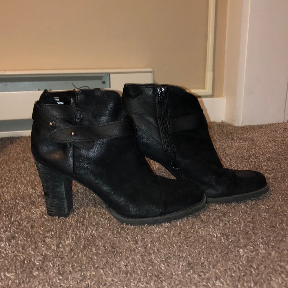 Ankle high boots